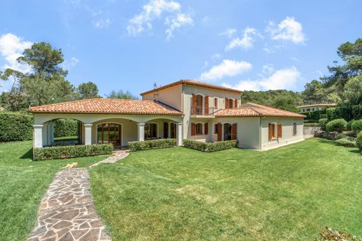 Villa in Mouans-Sartoux, Alpes-Maritimes