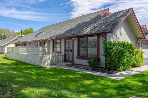 Apartment in Sparks, Washoe County