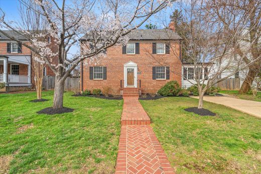 Элитный дом, Chevy Chase, Washington County