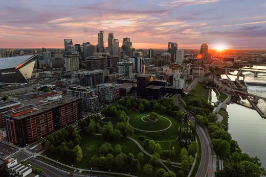 Apartment in Minneapolis, Hennepin County