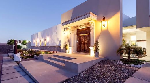 Casa Unifamiliare a Santiago de Querétaro, Querétaro
