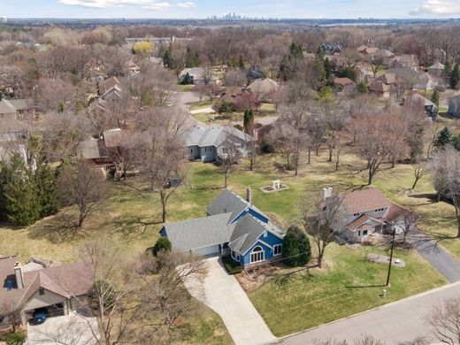 Einfamilienhaus in Plymouth, Hennepin County