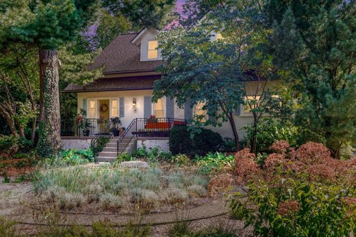 Detached House in Pleasant Ridge, Oakland County