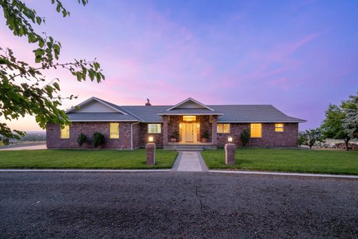 Detached House in Kennewick, Benton County