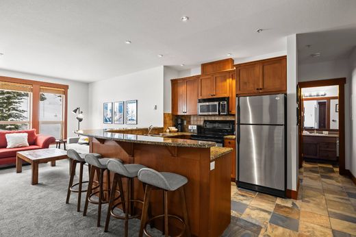 Квартира, Big White Ski, British Columbia