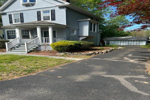 Detached House in Cresskill, Bergen County