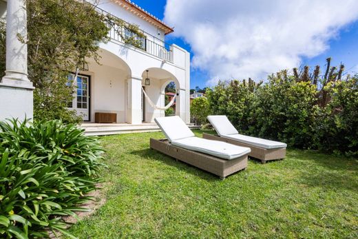 Detached House in Sintra, Lisbon