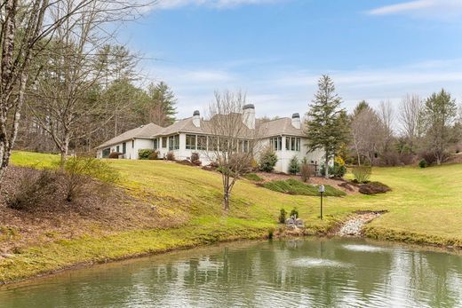 Detached House in Brevard, Transylvania County