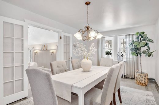 Villa in Arlington, Middlesex County