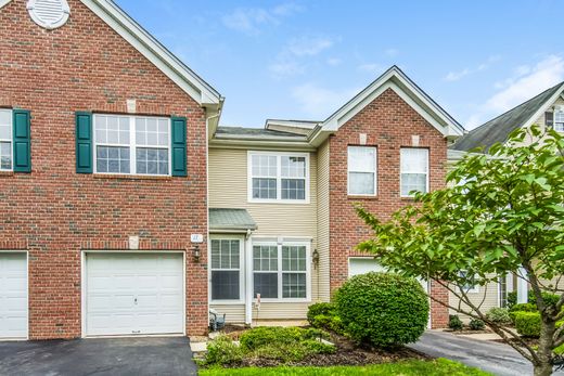 Townhouse in Princeton Junction, Mercer County