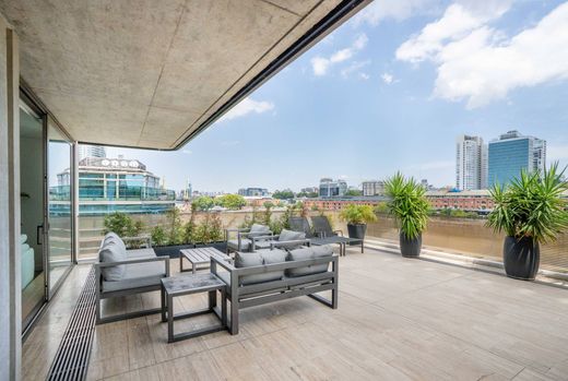 Detached House in Buenos Aires, Buenos Aires F.D.