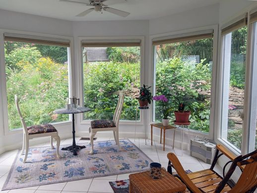 Detached House in Chevy Chase, Washington County