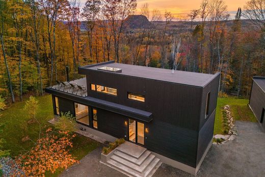 Maison individuelle à Mont-Tremblant, Laurentides
