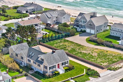 Detached House in North Falmouth, Barnstable County
