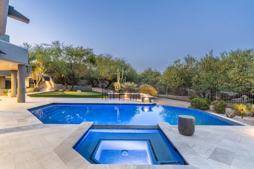 Detached House in Scottsdale, Maricopa County