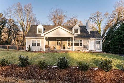 Detached House in Asheville, Buncombe County