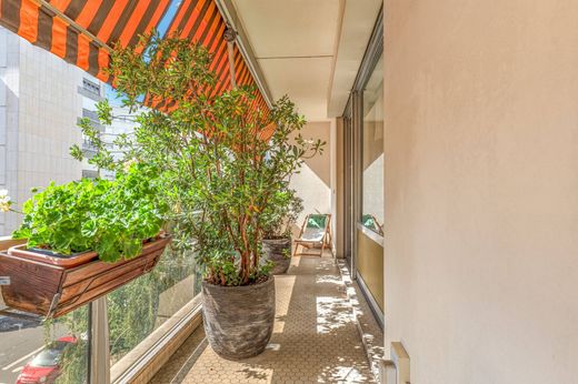 Apartment in Lyon, Rhône