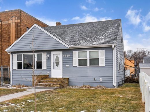 Detached House in Minneapolis, Hennepin County
