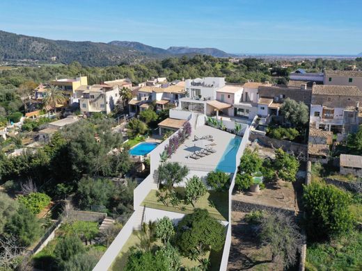 Villa multifamiliale à Campanet, Province des Îles Baléares