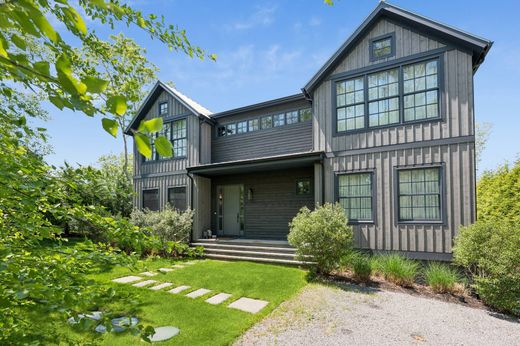 Detached House in Sag Harbor, Suffolk County