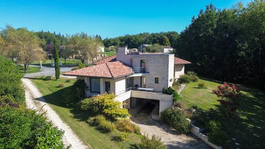 Vrijstaand huis in Trélissac, Dordogne