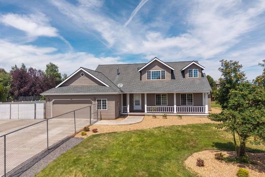 Luxury home in Bend, Deschutes County