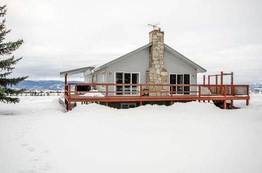 Luxury home in Star Valley Ranch, Lincoln County