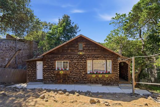 Detached House in San Carlos, San Mateo County