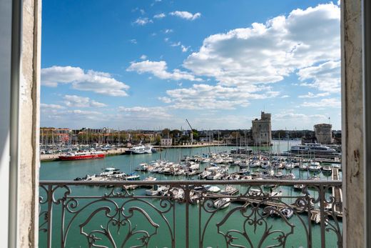ﺷﻘﺔ ﻓﻲ La Rochelle, شارنت البحرية