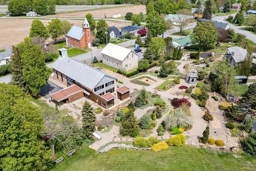 Detached House in Franklin, Montérégie