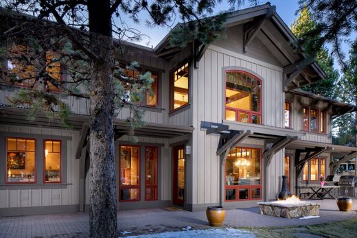 Luxury home in Bend, Deschutes County