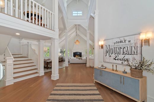 Vrijstaand huis in Lake Arrowhead, San Bernardino County