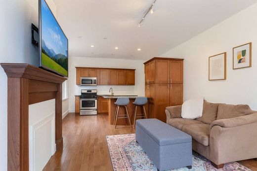 Appartamento a Long Island City, New York