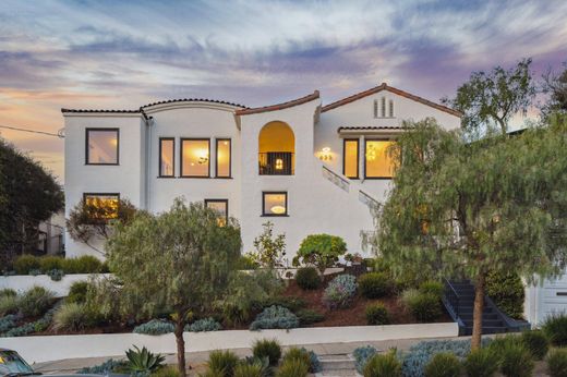 Detached House for sale in Berkeley