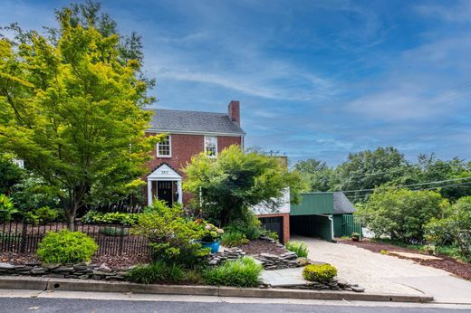 Casa Independente - Arlington, Arlington County