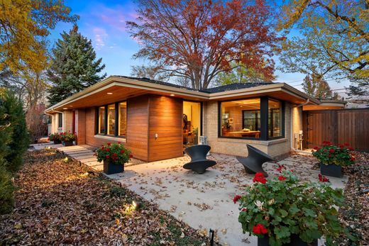 Vrijstaand huis in Denver, Denver County