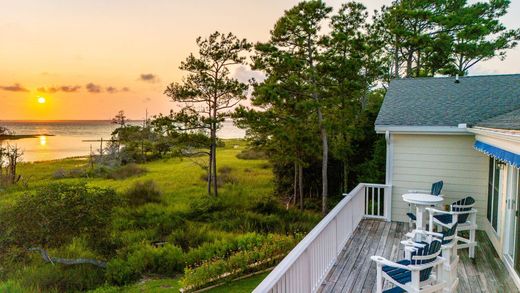 Μονοκατοικία σε Pine Knoll Shores, Carteret County