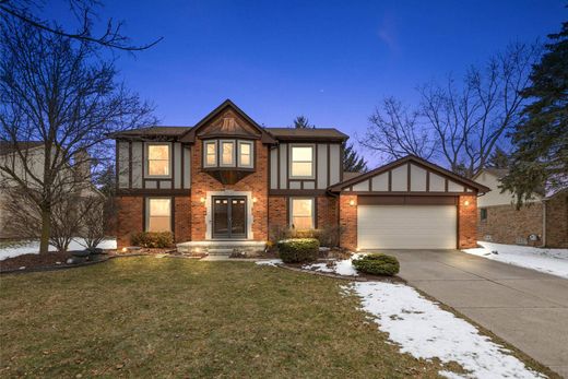 Detached House in Novi, Oakland County