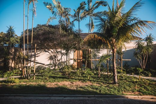 Dom jednorodzinny w Trancoso, Porto Seguro