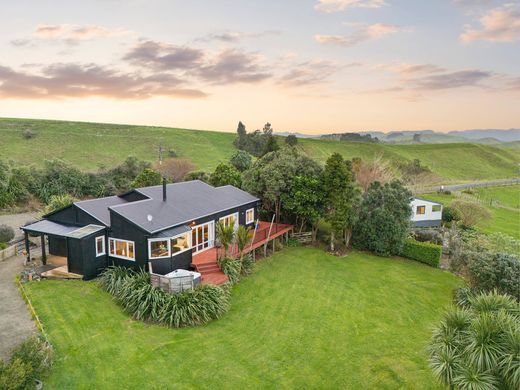 Detached House in Harapepe, Waipa District