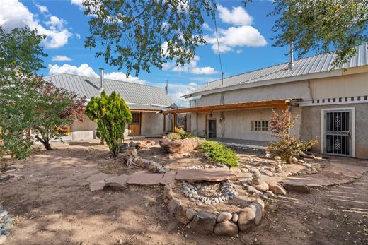 Dom jednorodzinny w Truchas, Rio Arriba County