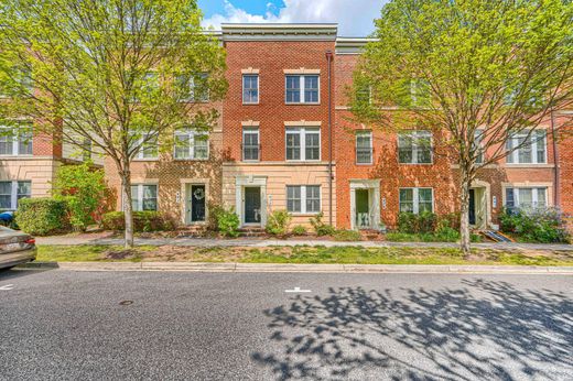 Luxury home in Gaithersburg, Montgomery County