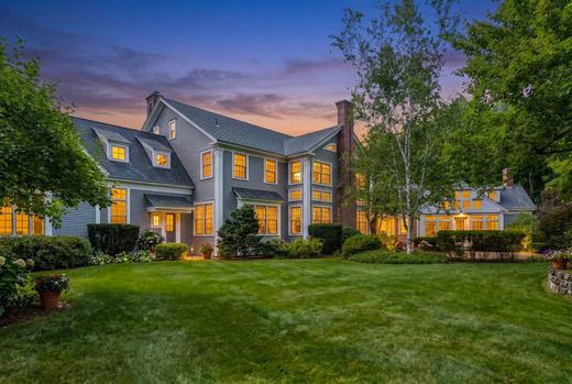Luxury home in New London, Merrimack County