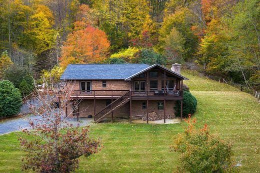 Μονοκατοικία σε Newland, Avery County