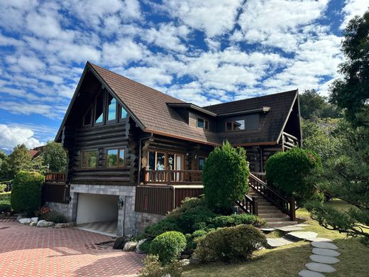 Detached House in Taichung, Taichung City