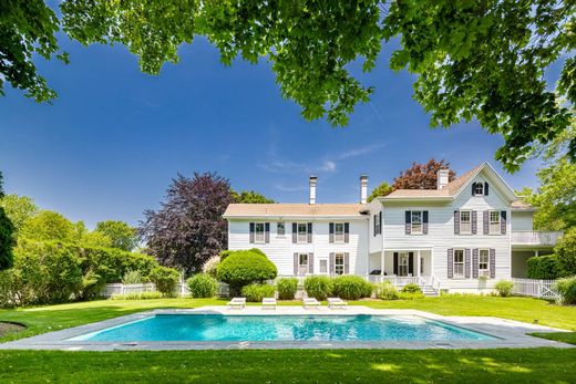 Detached House in Southampton, Suffolk County