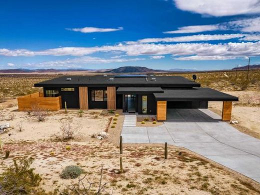 Vrijstaand huis in Joshua Tree, San Bernardino County