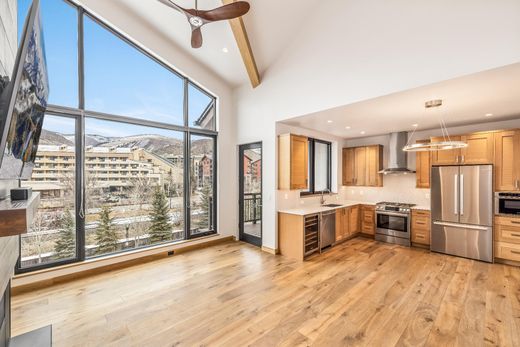 Apartment in Avon, Eagle County