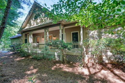 Detached House in Big Canoe, Pickens County