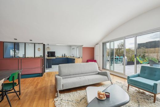 ‏וילה רב-משפחתית ב  Colombes, Hauts-de-Seine